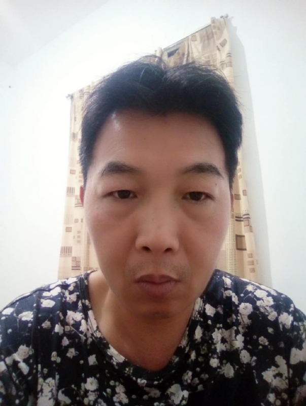繁华哀伤的第一张照片--长汀相亲网