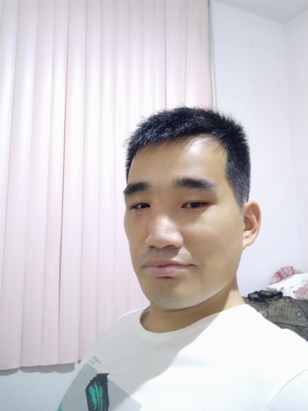 大男孩的第一张照片--长汀相亲网