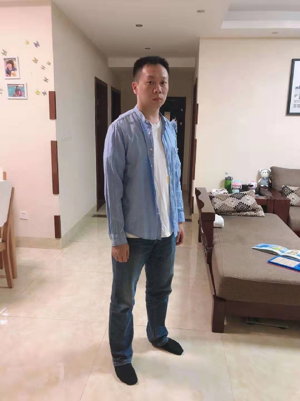 以勒的第一张照片--长汀相亲网