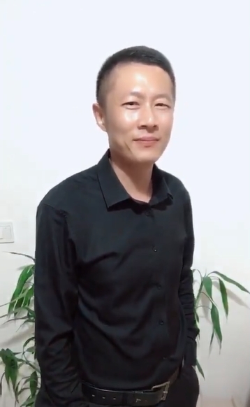 地huhi的第一张照片--长汀相亲网