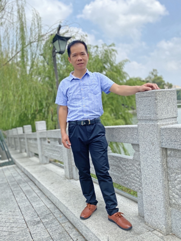 奇峰向阳的第一张照片--长汀相亲网