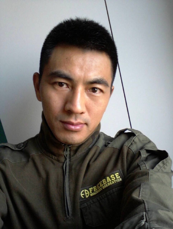 鐵血柔情的第一张照片--长汀相亲网