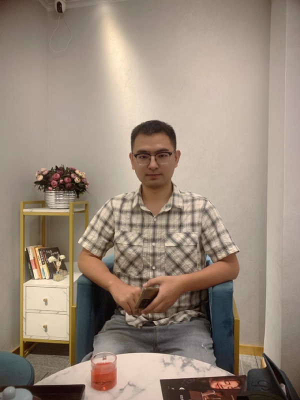 微尘的第四张照片--长汀相亲网