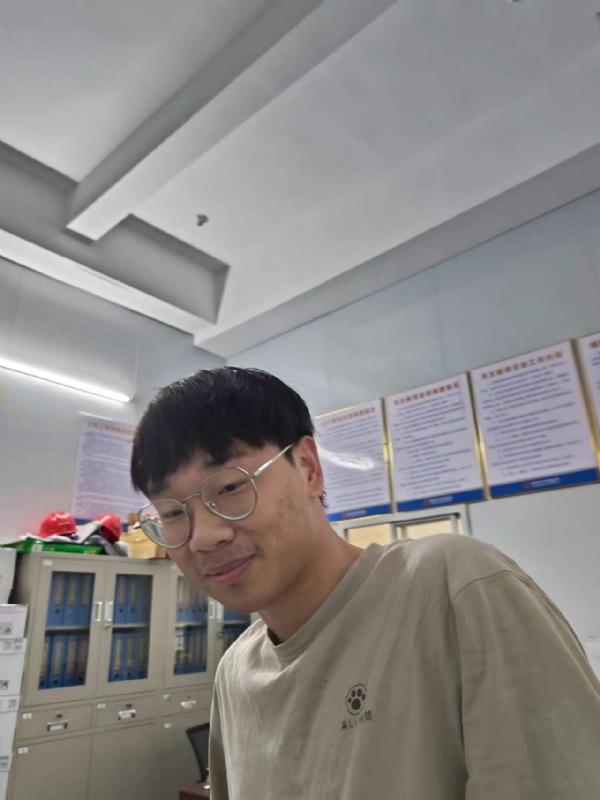 牛子弟的第一张照片--长汀相亲网