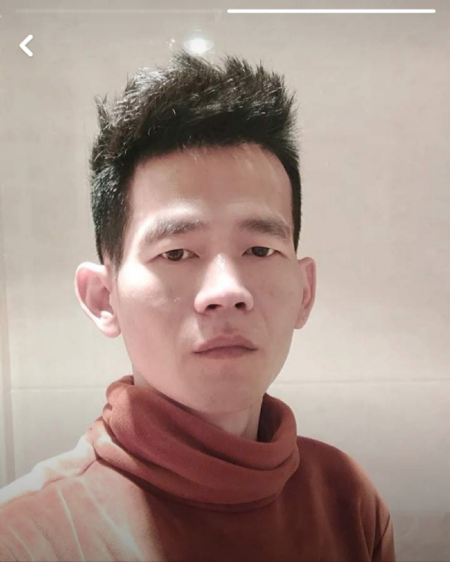 白了少年头的第一张照片--长汀相亲网
