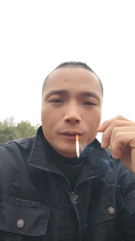 伯爵的第一张照片--长汀相亲网